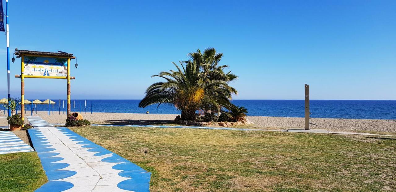 Apartamento Duplex Frente Al Mar Paseo Maritimo Torremolinos Exterior photo