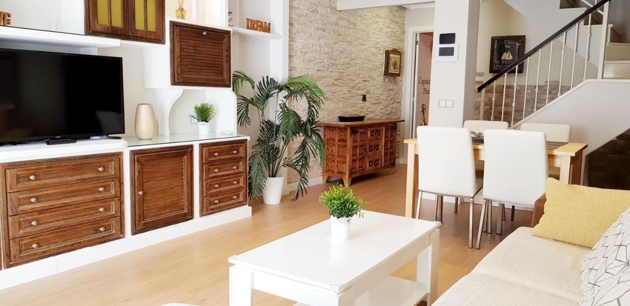 Apartamento Duplex Frente Al Mar Paseo Maritimo Torremolinos Exterior photo